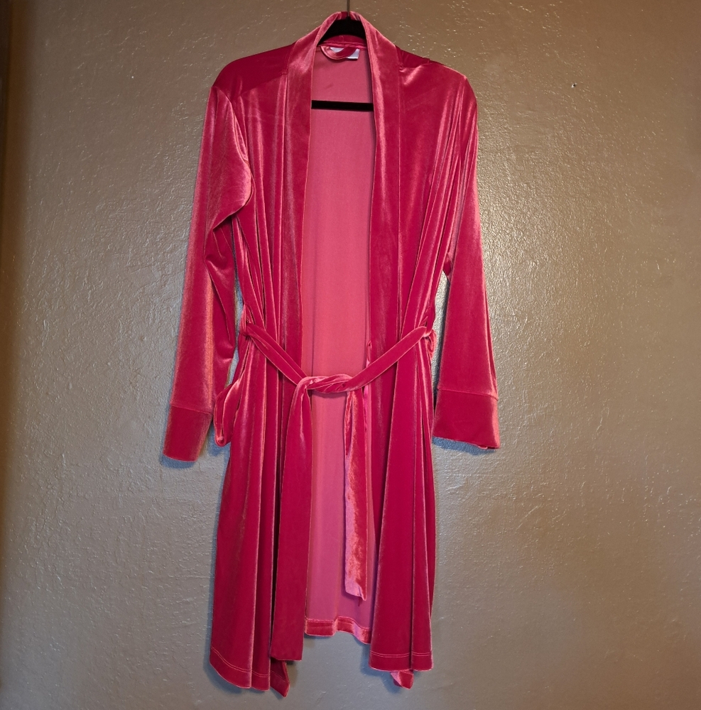Beautiful Red Velvet 90s Vintage Robe Size S/M